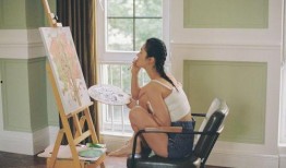 花俏女郎电影在线观看,时尚魅影，在线绽放